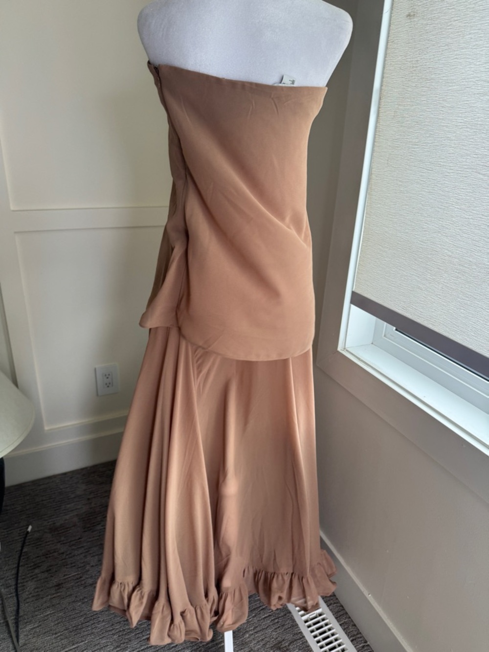 Stunning H&M Edition Ruffled-Hem Dress - Picture 13 of 14